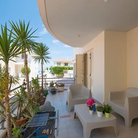Apartments For Holidays Paralimni Dış mekan fotoğraf