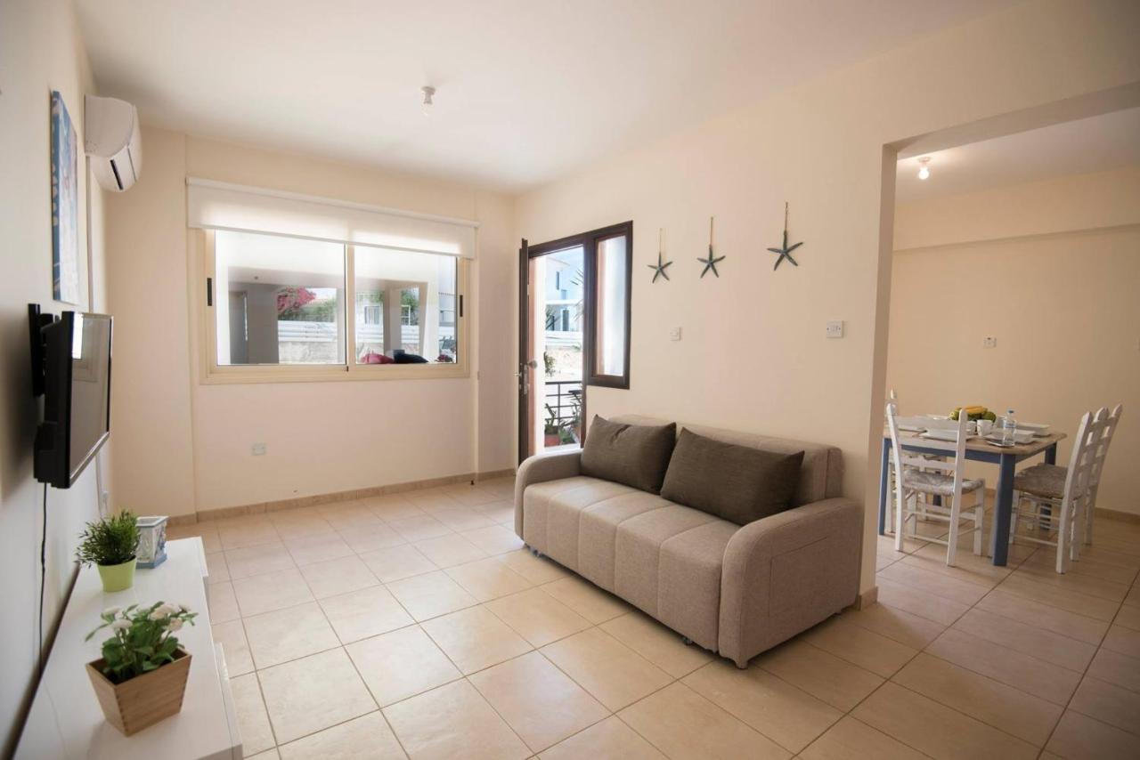 Apartments For Holidays Paralimni Dış mekan fotoğraf