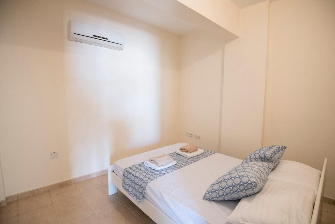 Apartments For Holidays Paralimni Dış mekan fotoğraf